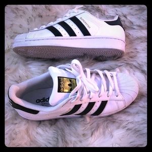Adidas Shell Toe